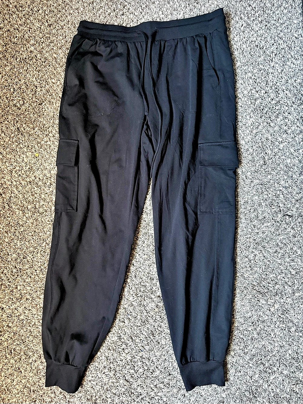 Rachel Zoe Cargo Jogger Pants in Black Size Medium